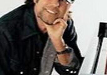 Jonathan Elias w epickim kinie! - okładka