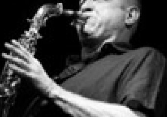 Mikołaj Trzaska nagrodzony Orłem za muzykę do filmu „Wołyń”! - okładka