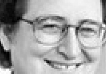 Zmarła Shirley Walker - okładka