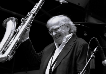Klaus Doldinger (1936–2025) – „Das Boot”, „Niekończąca się opowieść”, ale przede wszystkim jazz - okładka