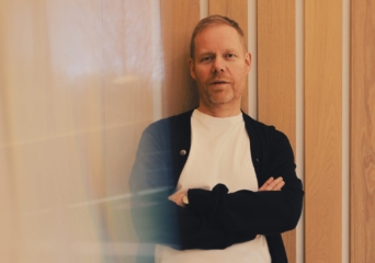Max Richter z koncertem „In a Landscape & Blue Notesbooks” w NOSPRze - okładka