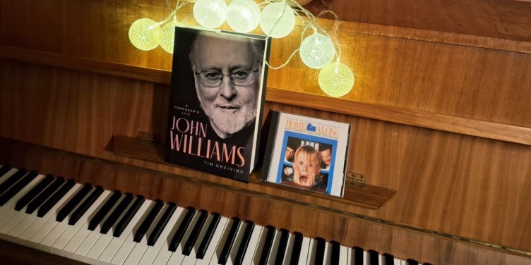 Wesołych Świąt i szczęśliwego Nowego Roku - okładka