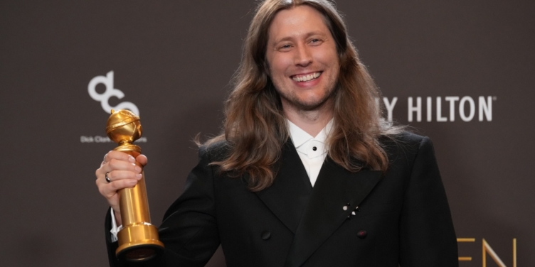 Ludwig Göransson ze Złotym Globem za muzykę do filmu „Sinners” - okładka